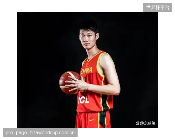 胡金秋需提升禁区对抗强度，王博或用变阵延缓上海夺冠脚步。